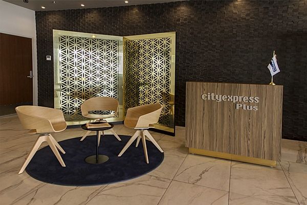 City Express Plus By Marriott Cancun Aeropuerto Riviera エクステリア 写真